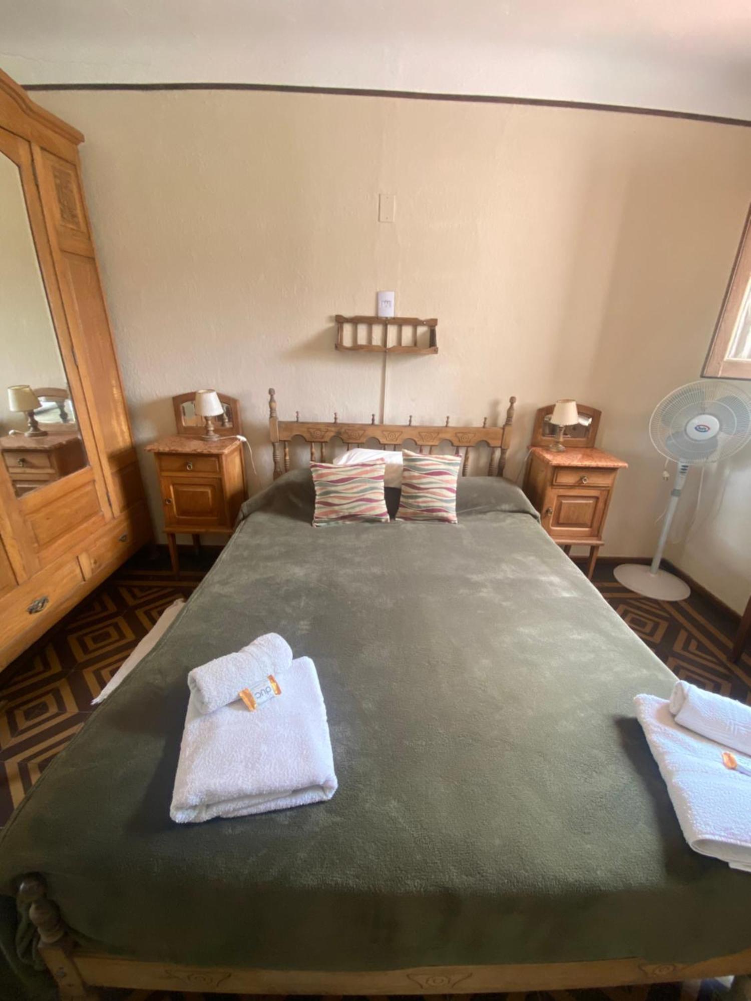 B&B La Casa Del Padre Leclef Valle Hermoso Luaran gambar